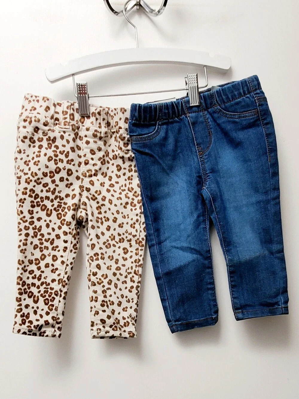 Lot Of 2 Pairs Of Jegging OshKosh And Baby Gap Size 12 Mos